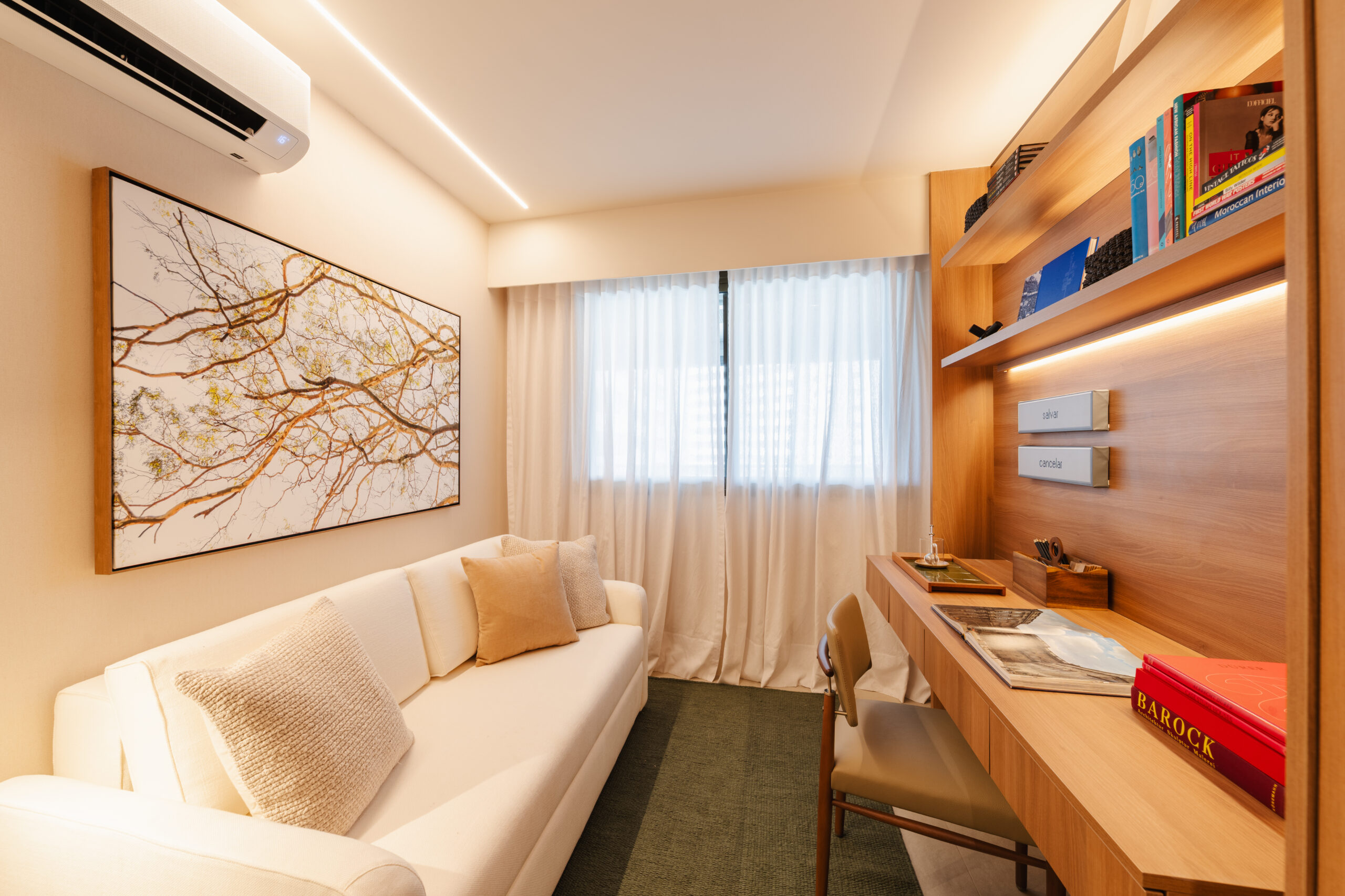 Quarto Home Office