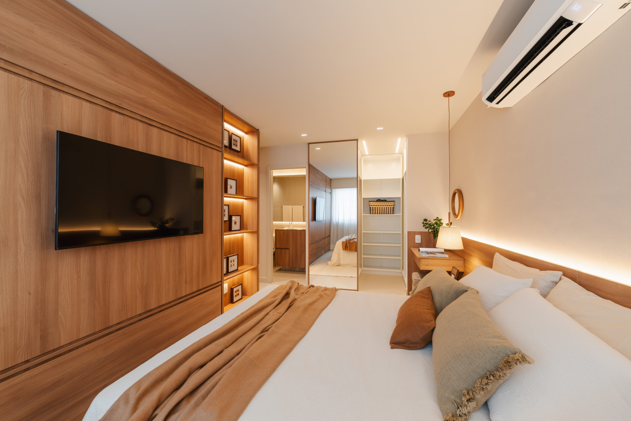 Suite Master 1